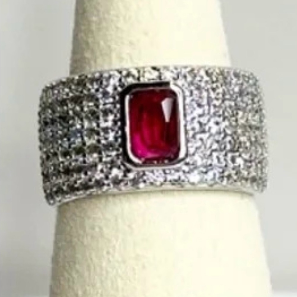 Elegant Silver and Red Gemstone Ring